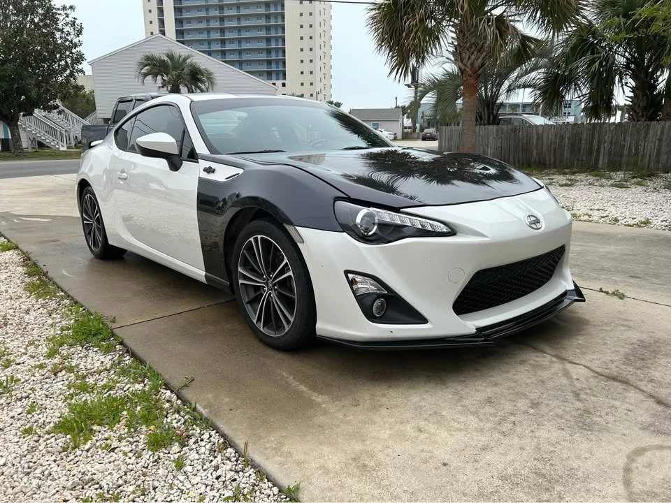2015 Scion FR-S - Image 3 of 10