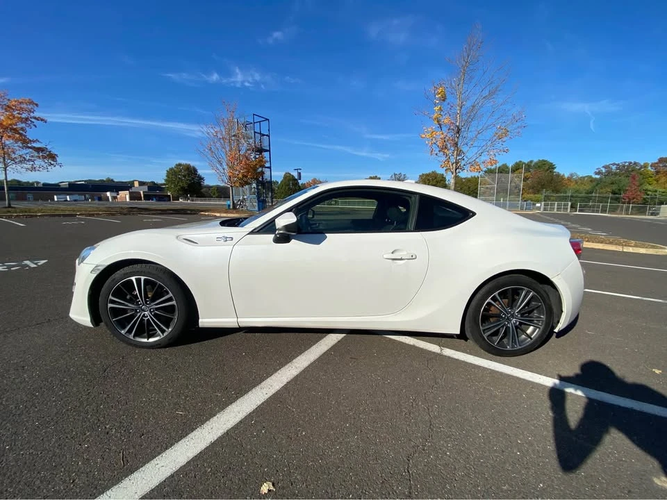 2015 Scion FR-S - Image 6 of 14