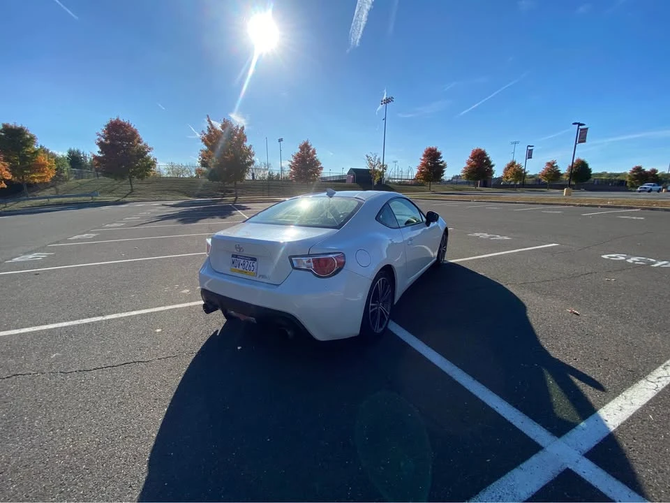 2015 Scion FR-S - Image 4 of 14