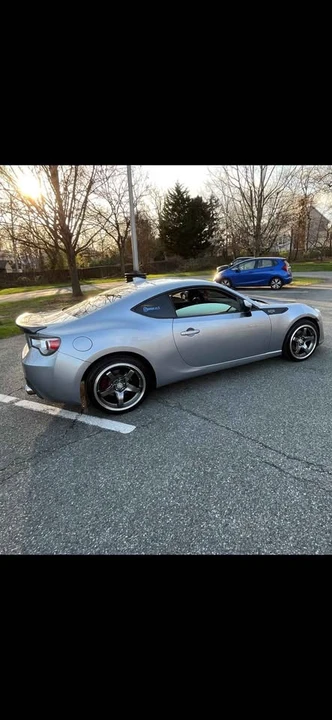 2015 Scion FR-S - Image 3 of 13