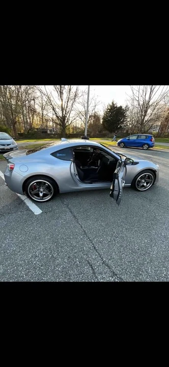 2015 Scion FR-S - Image 4 of 13