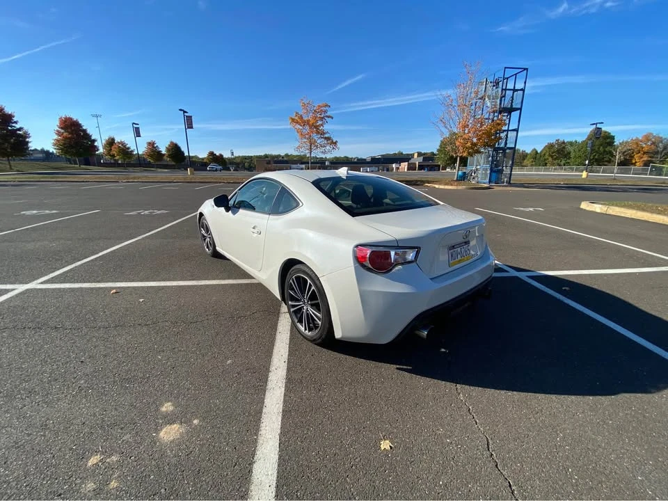 2015 Scion FR-S - Image 5 of 14