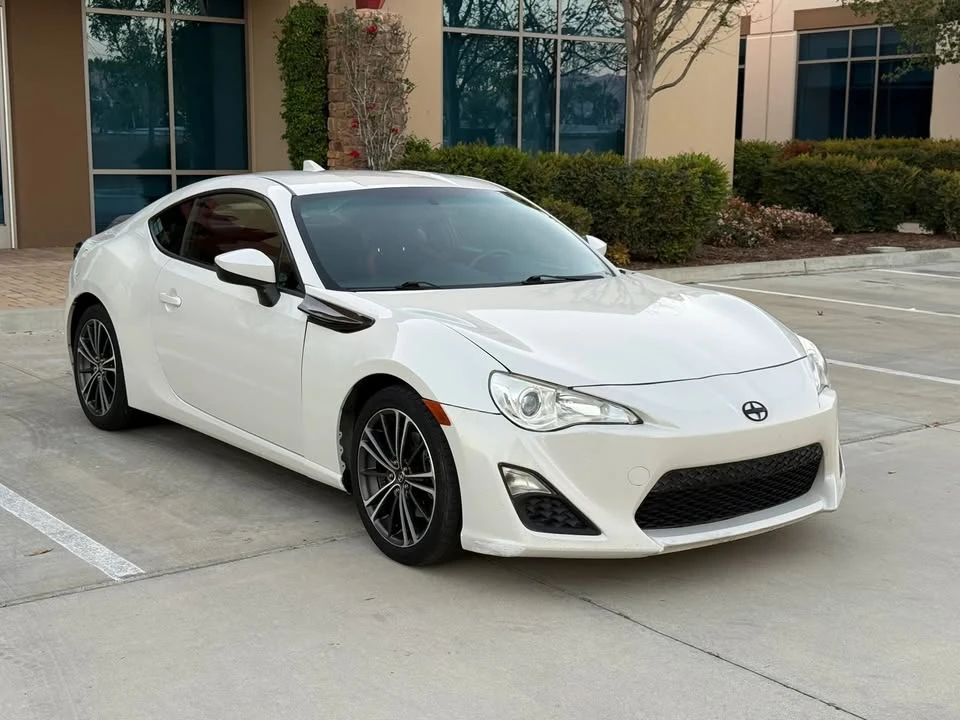 2015 Scion FR-S - Image 3 of 20
