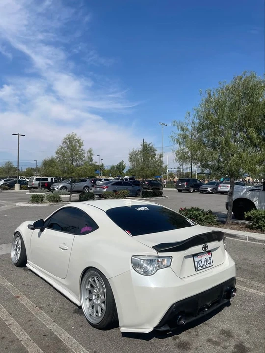 2015 Scion FR-S - Image 3 of 8
