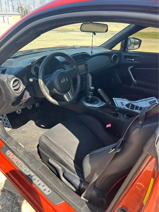 2015 Scion FR-S - Image 5 of 6
