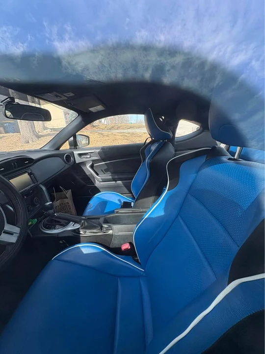 2015 Scion FR-S - Image 6 of 8