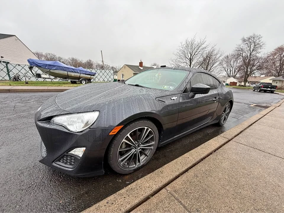2015 Scion FR-S - Image 2 of 9