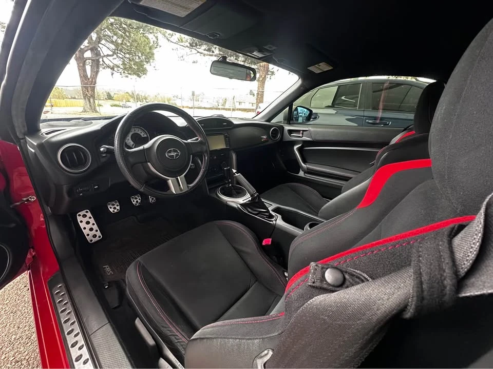 2015 Scion FR-S - Image 5 of 15