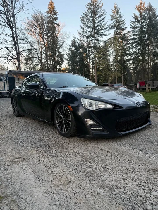 2015 Scion FR-S - Image 2 of 12
