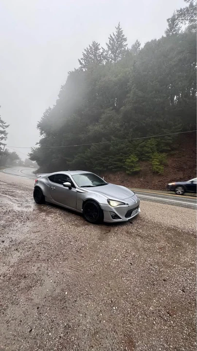 2015 Scion FR-S - Image 4 of 16