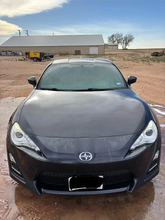 2015 Scion FR-S - Image 2 of 11