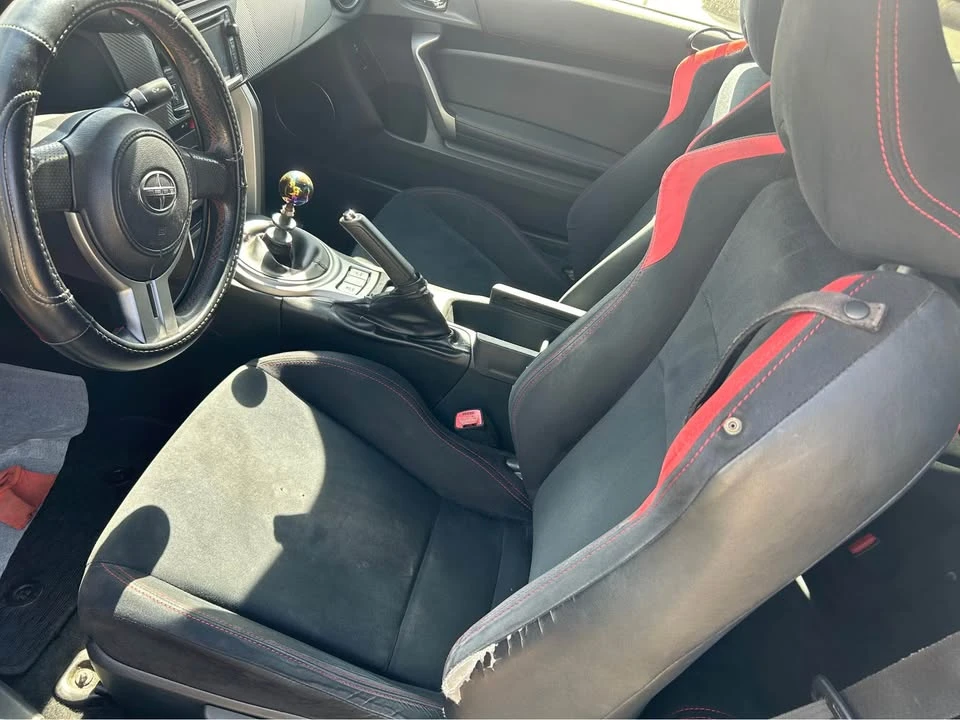 2015 Scion FR-S - Image 4 of 7