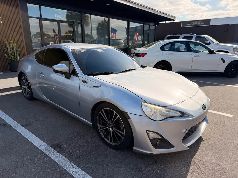 2015 Scion FR-S - Image 3 of 12