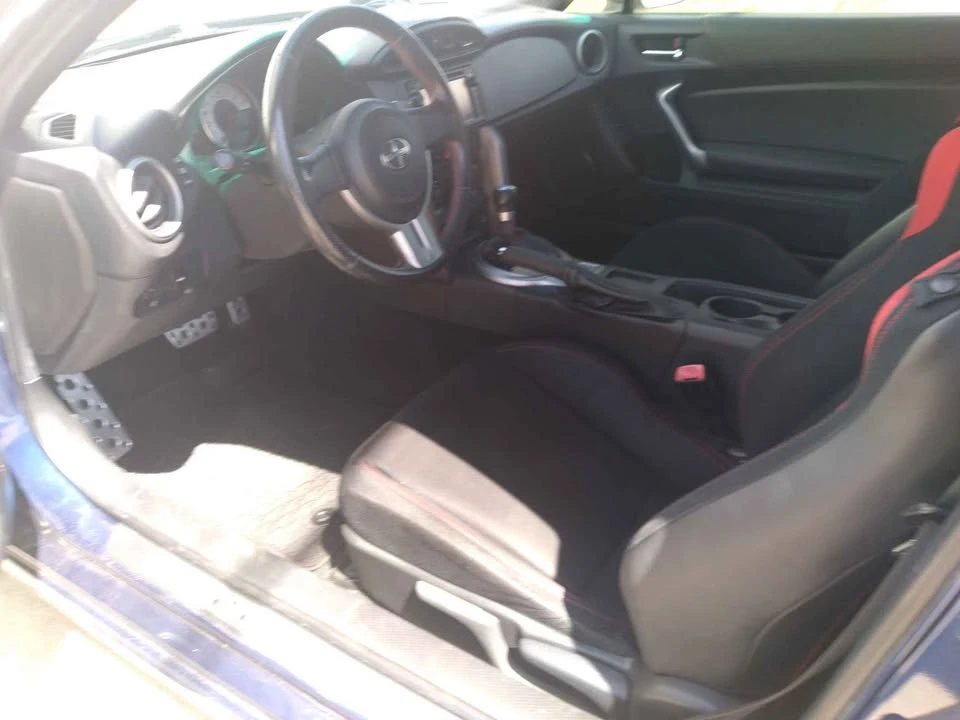 2015 Scion FR-S - Image 9 of 17