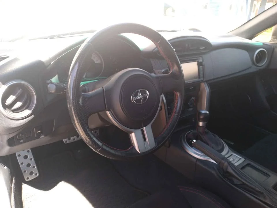 2015 Scion FR-S - Image 10 of 17