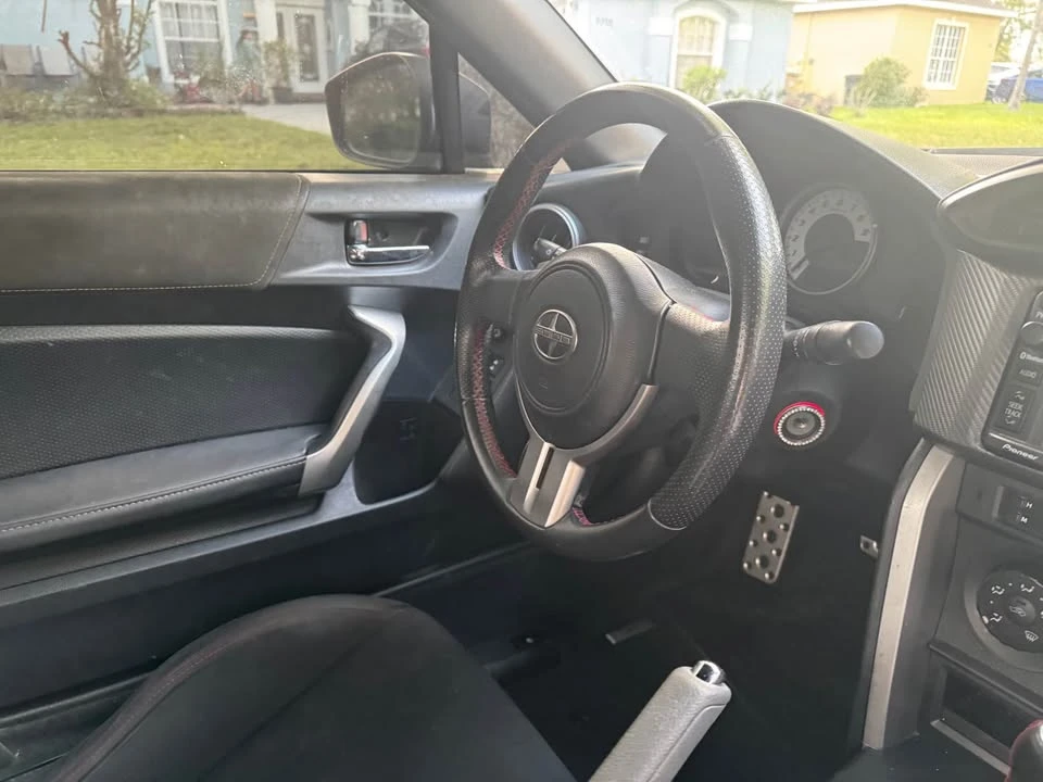 2015 Scion FR-S - Image 5 of 7
