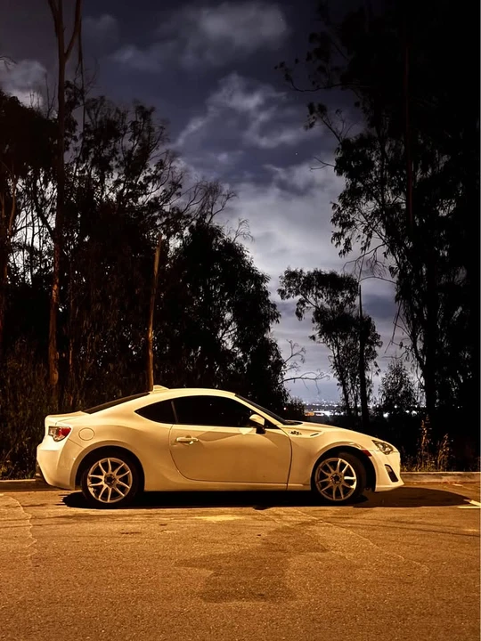 2015 Scion FR-S - Image 3 of 7