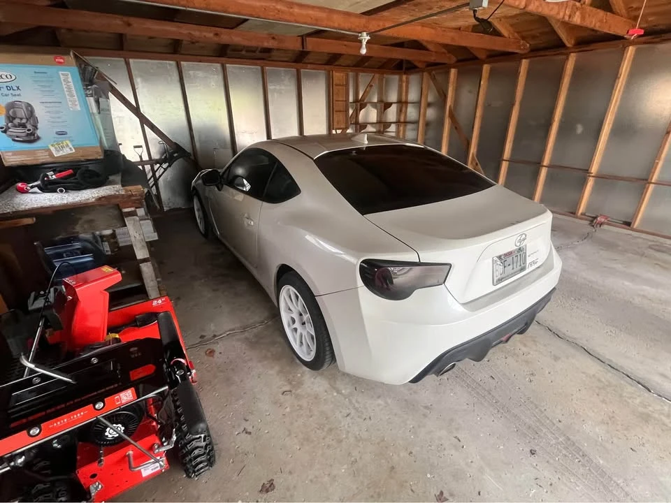 2015 Scion FR-S - Image 2 of 7