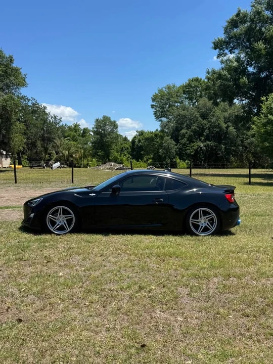 2015 Scion FR-S - Image 3 of 10