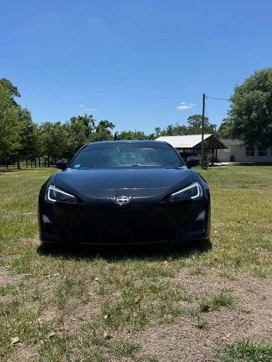 2015 Scion FR-S - Image 2 of 10