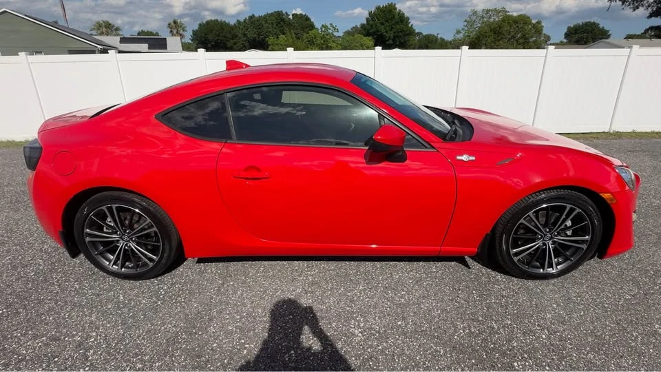 2015 Scion FR-S - Image 4 of 15