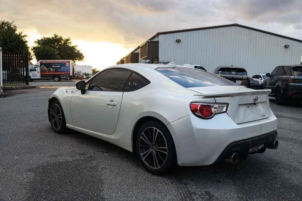 2015 Scion FR-S - Image 6 of 19