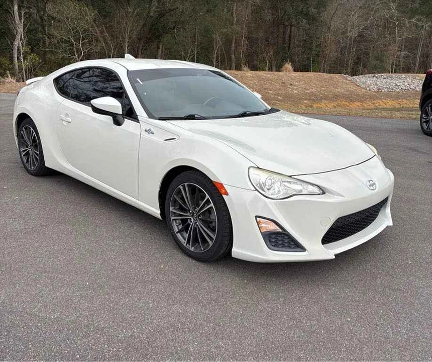 2015 Scion FR-S - Image 8 of 19