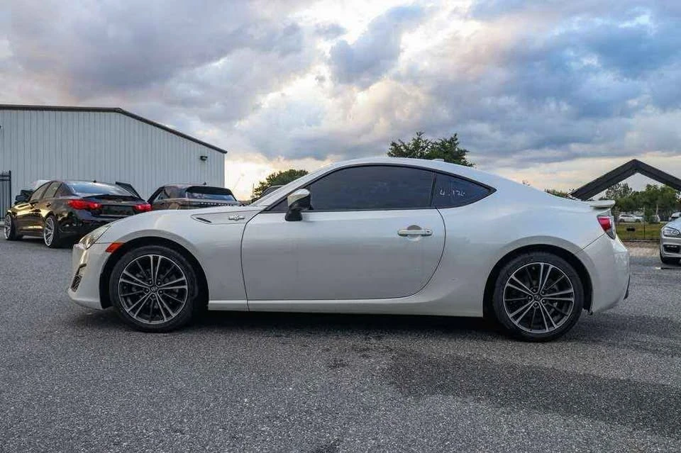 2015 Scion FR-S - Image 7 of 19
