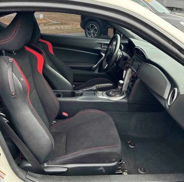 2015 Scion FR-S - Image 18 of 19