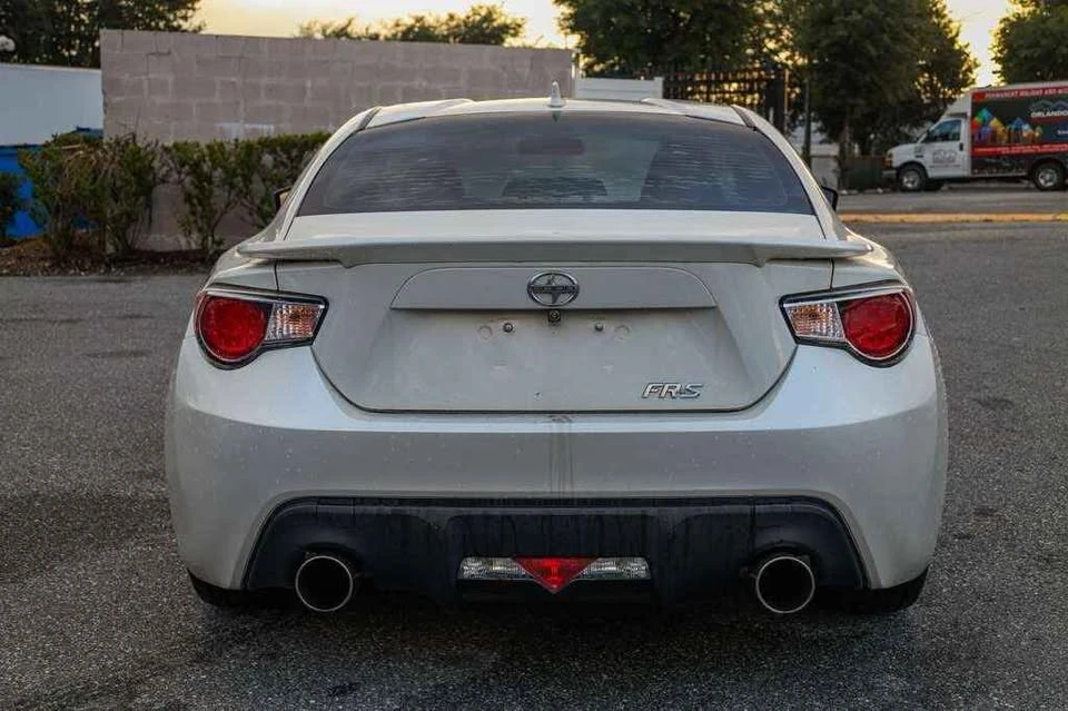 2015 Scion FR-S - Image 5 of 19