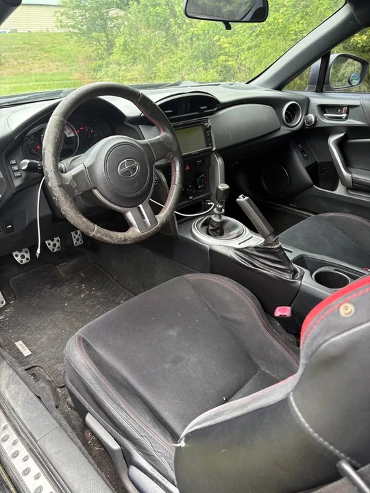 2015 Scion FR-S - Image 4 of 7