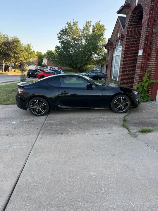 2015 Scion FR-S - Image 3 of 5