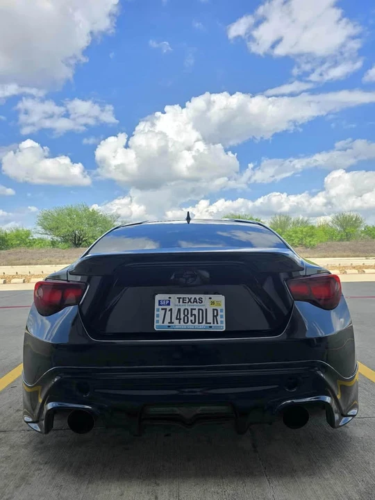 2015 Scion FR-S - Image 5 of 8