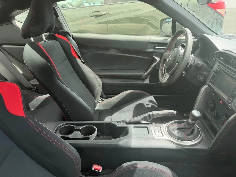 2015 Scion FR-S - Image 3 of 3