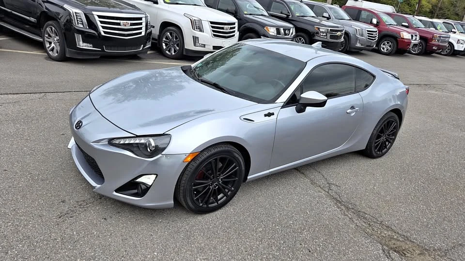 2015 Scion FR-S - Image 2 of 21