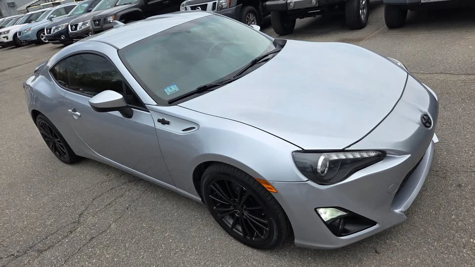 2015 Scion FR-S - Image 10 of 21