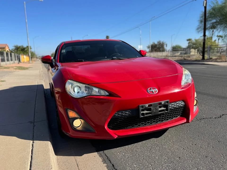 2015 Scion FR-S - Image 2 of 17