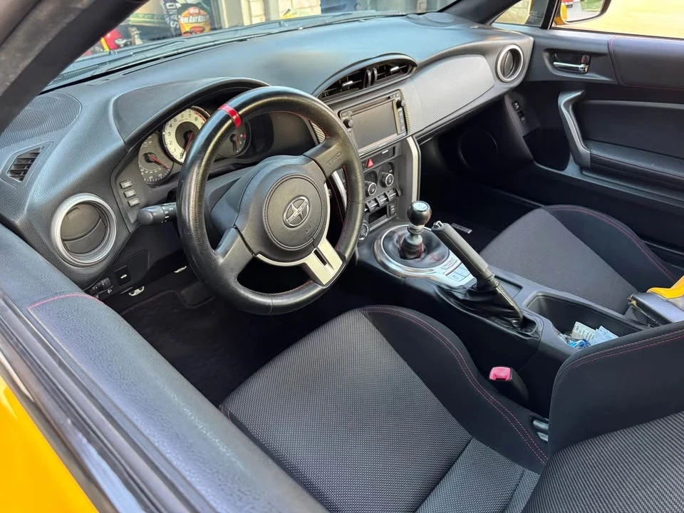 2015 Scion FR-S - Image 8 of 9