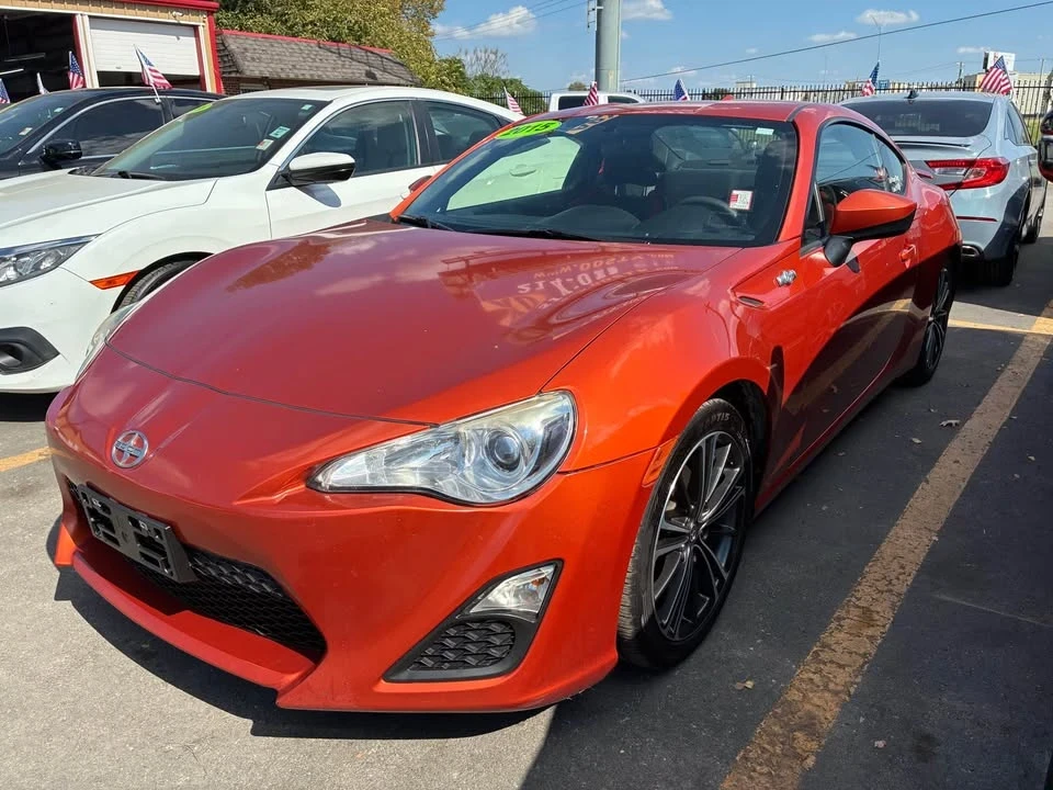 2015 Scion FR-S - Image 2 of 9