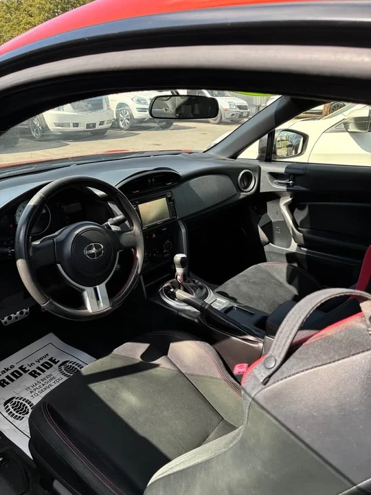 2015 Scion FR-S - Image 7 of 9