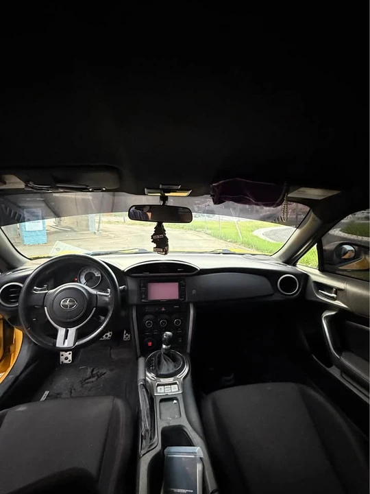 2015 Scion FR-S - Image 10 of 19