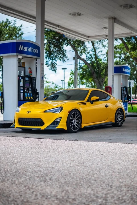 2015 Scion FR-S - Image 3 of 4