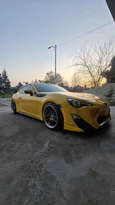 2015 Scion FR-S - Image 2 of 9