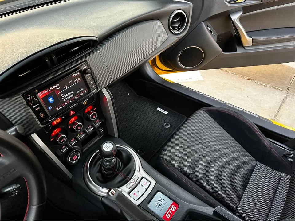 2015 Scion FR-S - Image 9 of 16