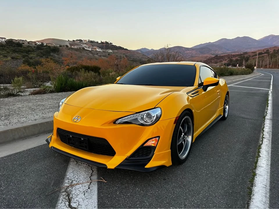2015 Scion FR-S - Image 2 of 16