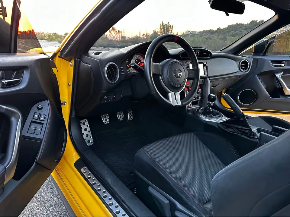 2015 Scion FR-S - Image 11 of 16