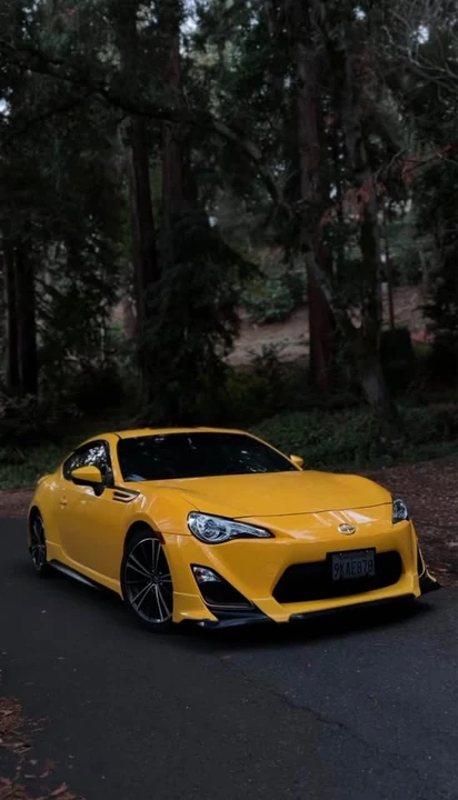 2015 Scion FR-S - Image 2 of 8