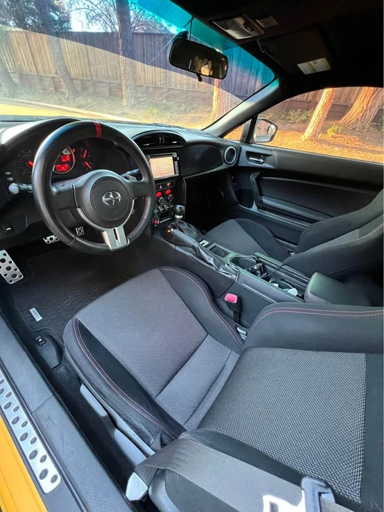 2015 Scion FR-S - Image 7 of 8