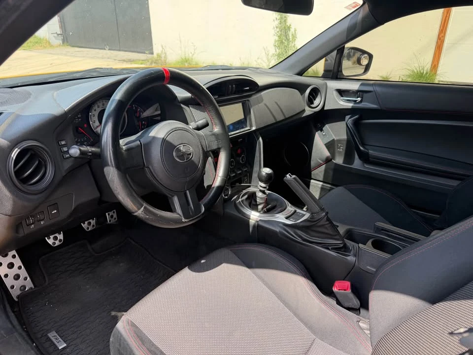 2015 Scion FR-S - Image 9 of 13