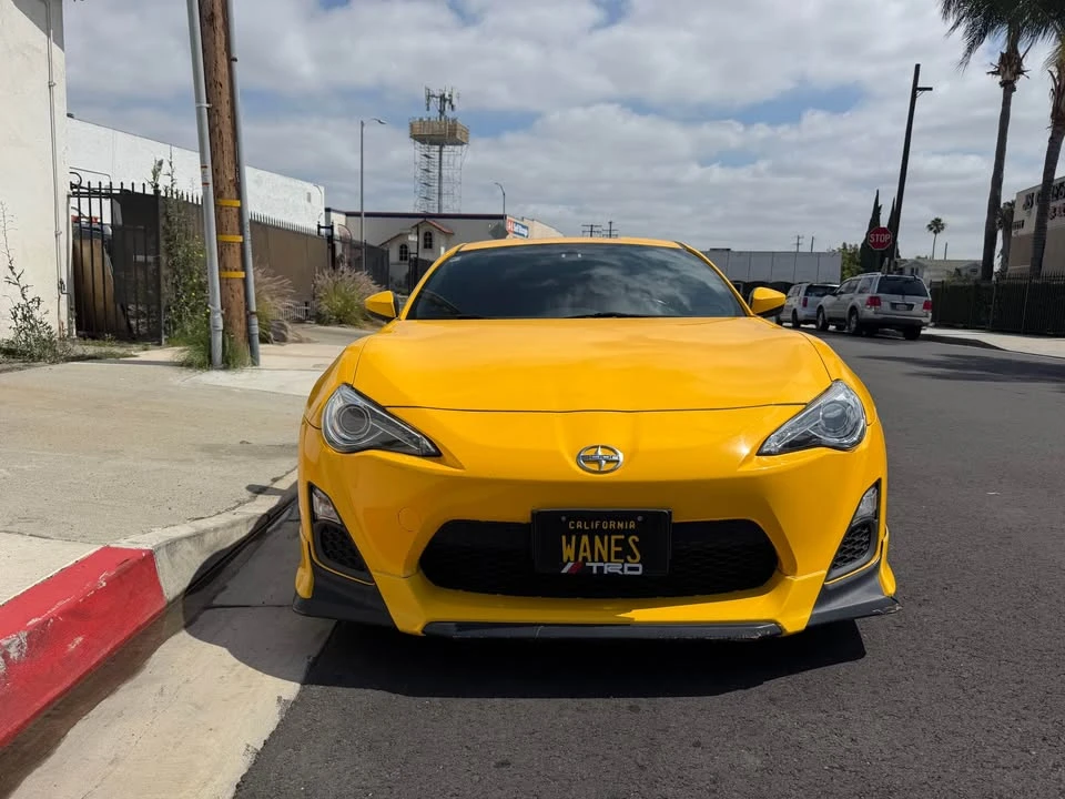 2015 Scion FR-S - Image 2 of 13